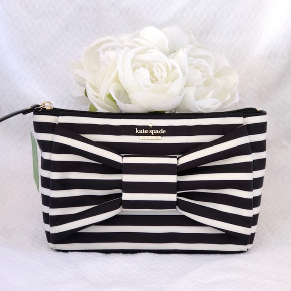 kate spade Handbags - Kate Spade Haring Lane Shiloh Bag